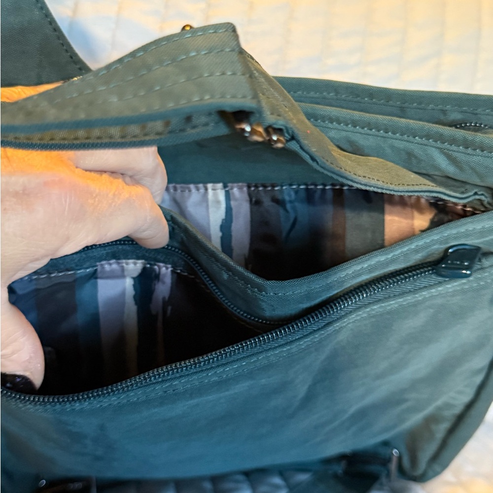 Monorail Convertible Rfid Cross Body Bag Peacock Teal - Picture 4 of 14